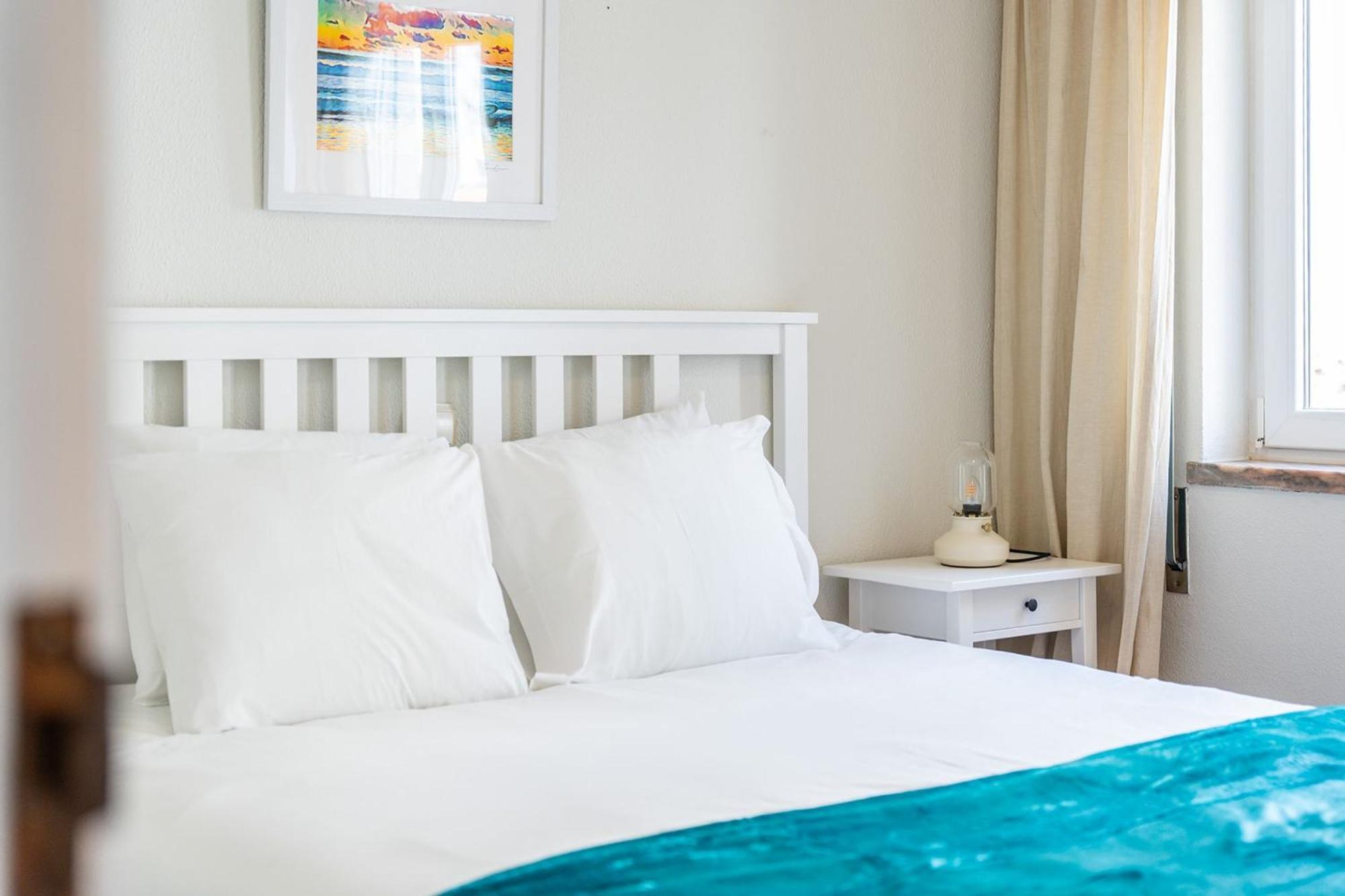 Comfy Flat W/ Rooftop Beach View By Lovelystay Burgau Luaran gambar